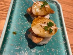 火炙帆立贝鹅肝寿司-六花亭居酒屋(永庆坊店)