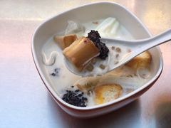 冰激凌泡鲁达-阿古吉缅甸茶餐厅
