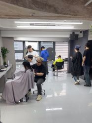 -宫铭烫发染发接发店