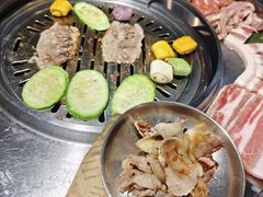 -哈哈碳都·牛肋条无限自助烤肉(宝龙店)