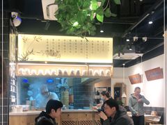 -馋三尺蟹粉小笼(人民广场店)
