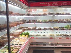 -牛華八婆火锅串串(南中环店)