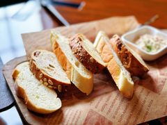 -YUE·6·西式融合餐厅(外滩六号店)