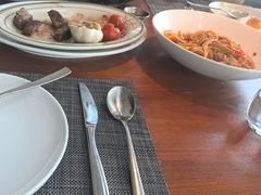 -MONICH牛排融合餐厅(和义大道购物中心店)