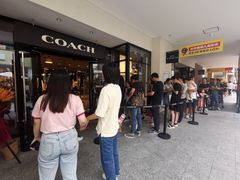 -宁波杉井奥特莱斯广场