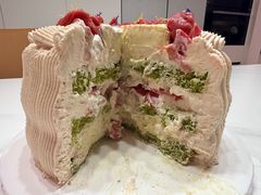 -鹿里烘焙LulyBaking(东二环泰禾广场店)