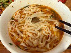 -矮子粉店1985·长沙米粉(湘春路店)
