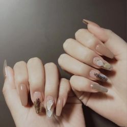 -米小兔美甲美睫