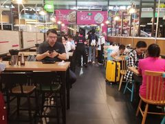 大堂-小杨生煎(火车站北广场店)
