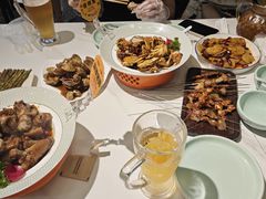 -嗨辣小聚·盘锦河蟹·海鲜烧烤龙虾(盘锦十年好店)