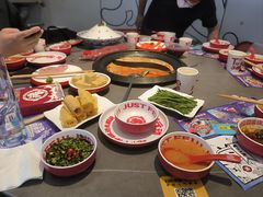 -生活如沸·顺德水牛奶火锅(大学路店)