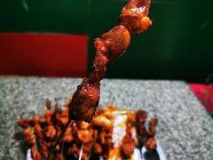 -马克力木手抓炕锅烤羊肉(盐湖一小区店)