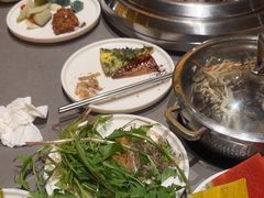 -黑金·寻焰自助百汇·烤肉·火锅(中街店)
