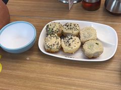 -小杨生煎(白玉兰广场店)