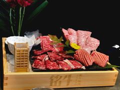 -铭牛烧肉·和牛海鲜自助(高新月牙湖店)