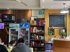 大堂-何记面馆(龙泉山店)
