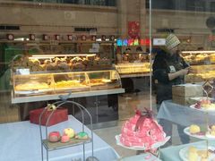 面包甜点陈列柜-清真全盛斋传统糕点(许士庙店)