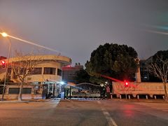-上海市浦东外事服务学校