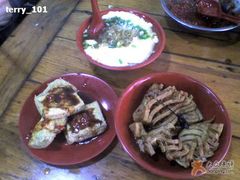豆腐花~兰花干~臭豆腐~-老街西施豆腐坊(方浜中路店)