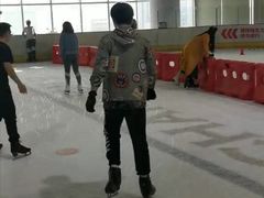 -冠军冰场CHAMPION RINK(百联又一城店)