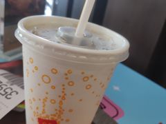 可乐-麦当劳(季华好又多店)