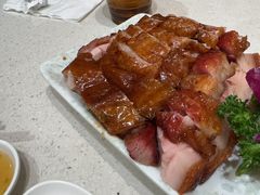 -香港新发烧腊茶餐厅(水围店)