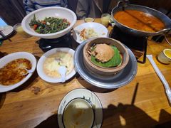 -老滇山寨•云南特色菜•地方菜•民族风情歌舞表演(金碧店)