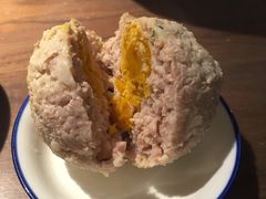 咸蛋黄狮子头-十面春风·江南面馆(崇宁路店)