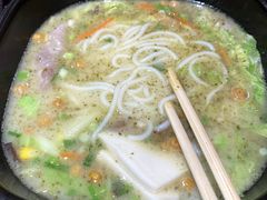 -阿香米线(乐客城店)