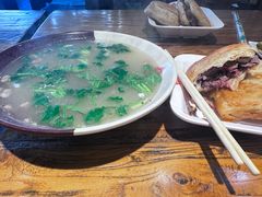 -郝鸿来火烧(一中西门口店)