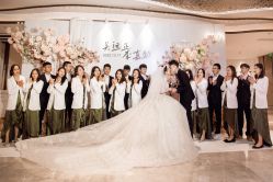 -予白婚纱礼服馆