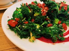 Kale&nbsp;Brocoli&nbsp;Salad-Elephant Grounds(STARSTREET)