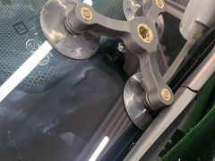 -鲨鱼皮汽车凹陷玻璃修复(静安店)
