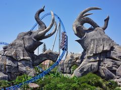 -七彩云南欢乐世界