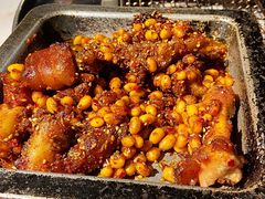 黄豆烤猪蹄-伍丁·烤牛肋(和平东桥店)