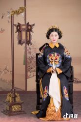 -盘子女人坊古装写真摄影(厦门总店)