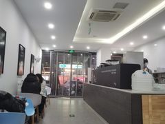 大堂-瑞幸咖啡(新乡胜利路来宾门店)
