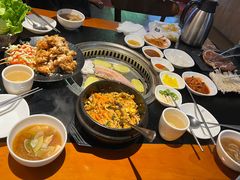 -军硕烤肉·部队火锅(二七万达店)