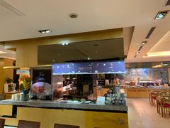 -昆山裕元花园酒店·温莎西餐厅