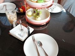 -亚龙湾喜来登·美景台大堂吧