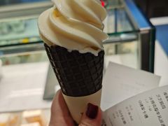 -喜茶(杭州滨江宝龙店)