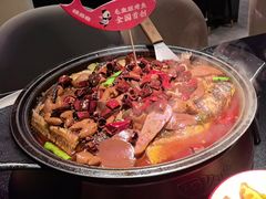-辣尚瘾·烤鱼·新川菜(牡丹园直营店)