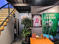 -京狮炙燥·精酿烧烤(首经贸店)