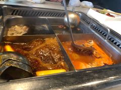 -海底捞火锅(武胜路凯德广场店)