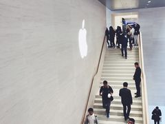 -Apple零售店(玄武湖店)