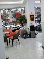 -蕾特恩专业祛痘·皮肤管理