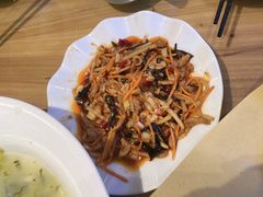 -严记小天府酸菜鱼(西四路店)