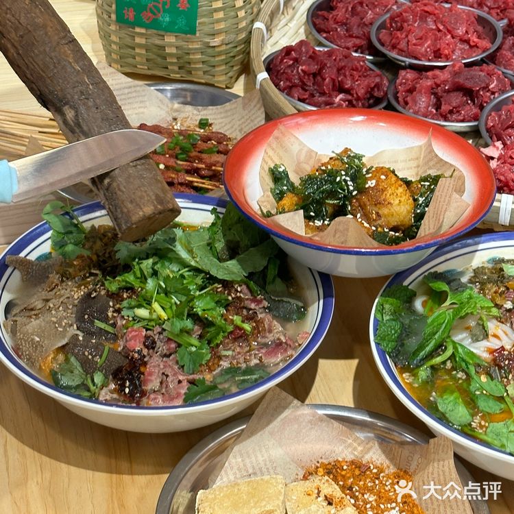 东莞排队王。。。生烫牛肉米线yyds