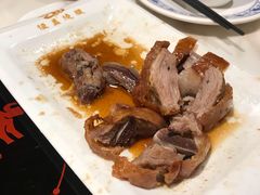 招牌恒益烧鹅-百年恒益烧腊海鲜酒家·非遗传承(广州黄埔店)