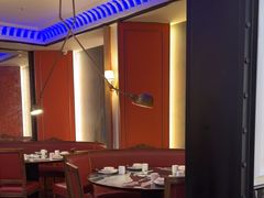 -新白鹿餐厅(百联中环店)